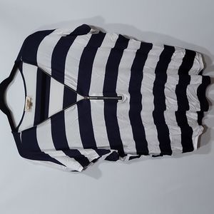 Zipper v-neck stripped top